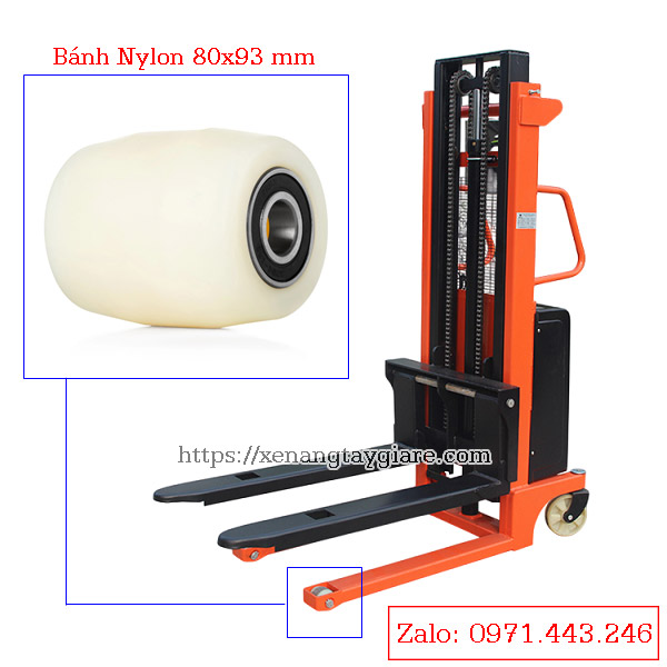 Bánh nylon 80x93 mm trên xe nâng bán tự động